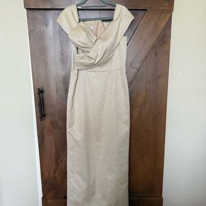 Teri Jon metallic Gold Asymmetrical Backless Sheath Dress